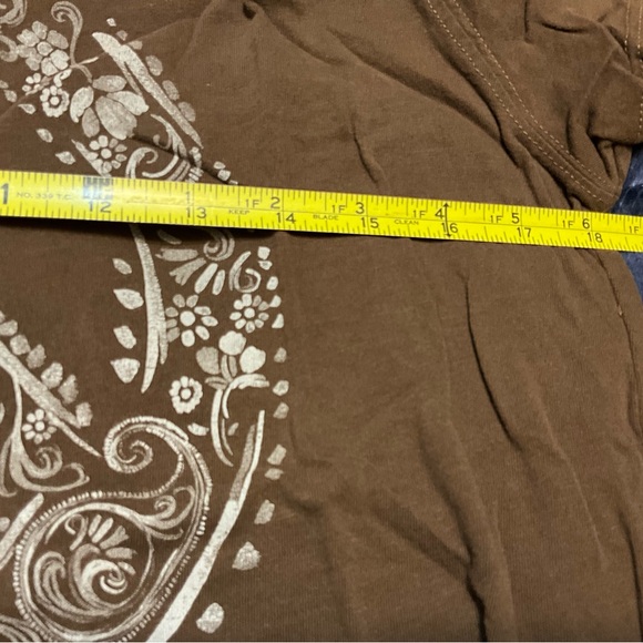 LOT OF 6 LIFE IS GOOD MEDIUM TEES - Picture 9 of 13